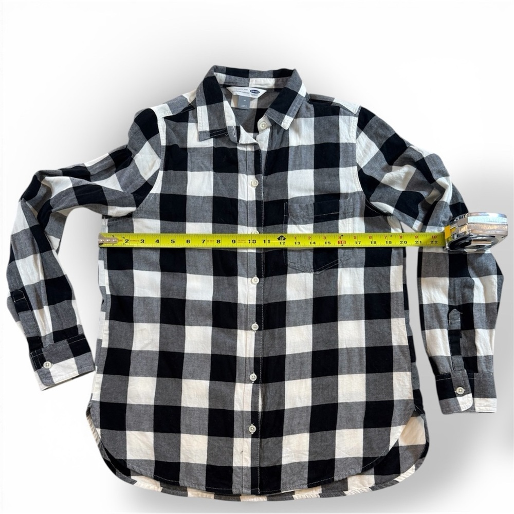 Old Navy Classic Plaid Flannel Button Down Shirt Black White Womens Sz Medium - Picture 4 of 5